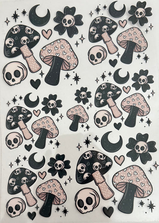 Skulls and mushie (24oz/40oz)