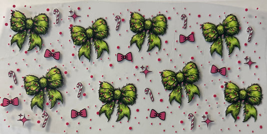 Green guy bows