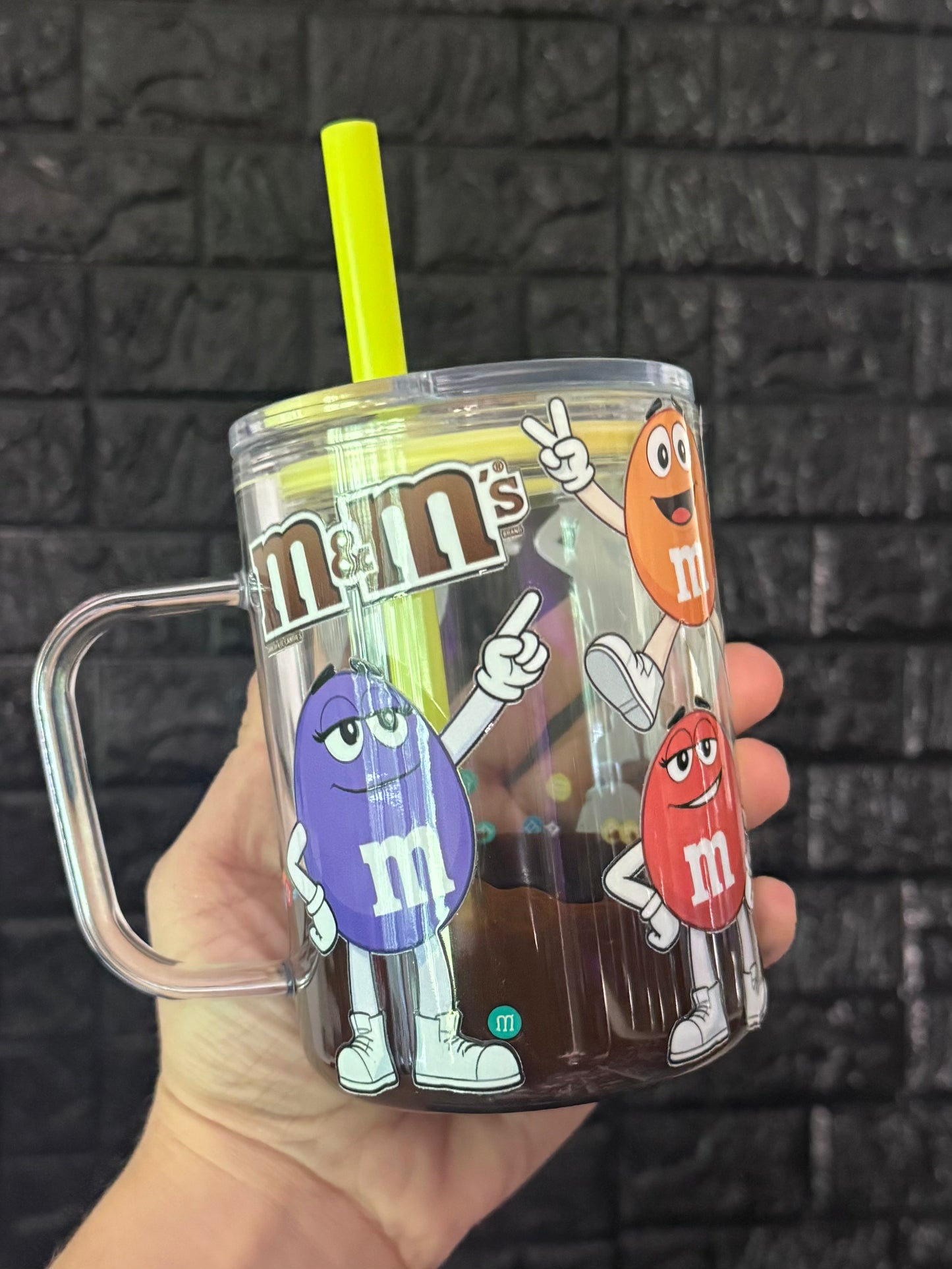 M&M 17oz acrylic lava
