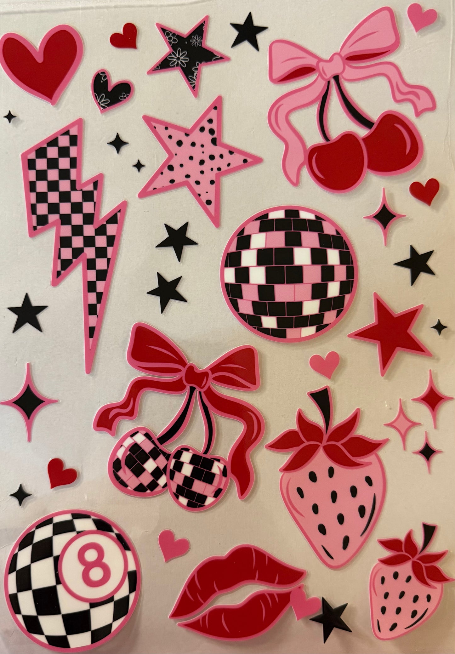 Cherries, strawberries, & disco (24oz/40oz)